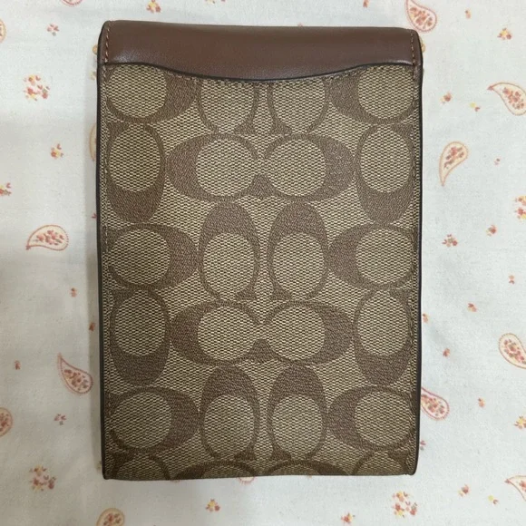 Coach Rachel Phone Crossbody in Signature Canvas Khaki|NEW W/O TAGS|Never Worn - Picture 3 of 10